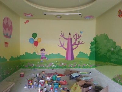 童夢(mèng)天地 昆明西山區(qū)人民醫(yī)院兒童病房墻體彩繪，繪就溫暖療愈空間